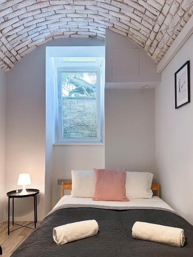 Elso Apartments Прага Екстериор снимка