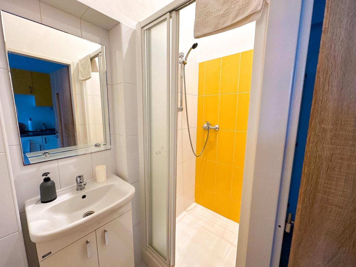 Elso Apartments Прага Екстериор снимка