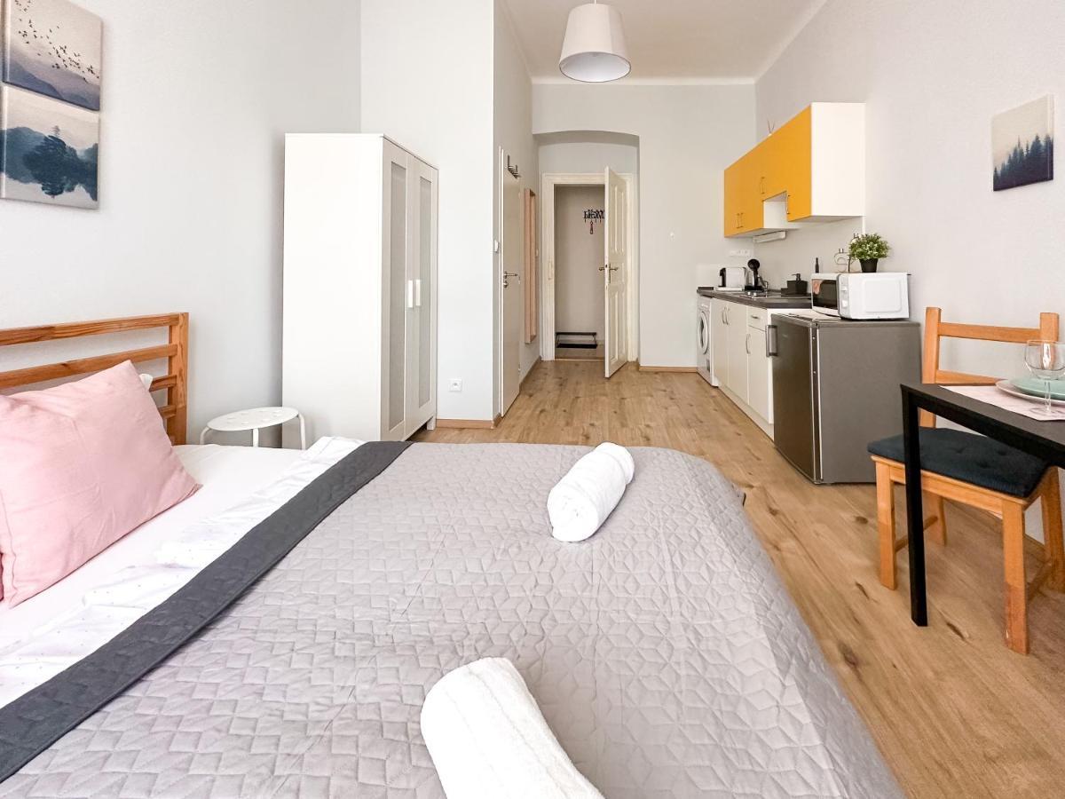 Elso Apartments Прага Екстериор снимка